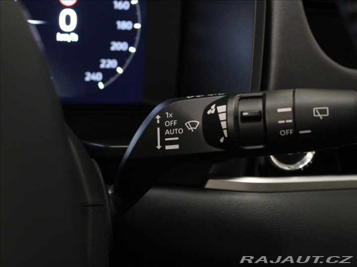Mitsubishi Outlander 2,4 PHEV Instyle Akční Ce 2025