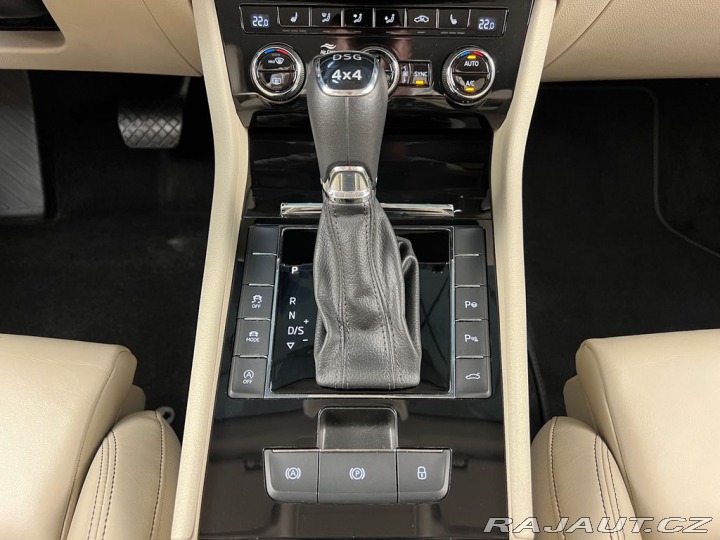 Škoda Superb 2.0TDI 4x4 DSG L&K, A 2020