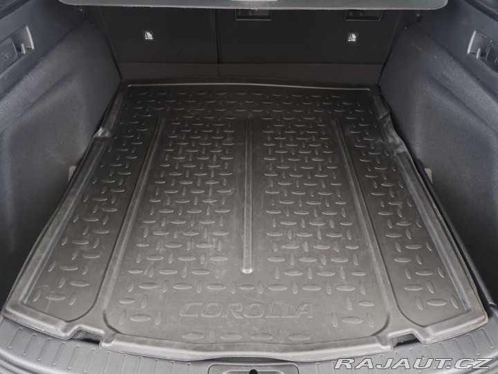 Toyota Corolla 1.8Hybrid,CZ,1Maj,Comfort 2022