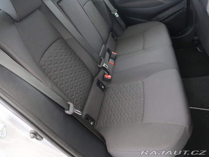 Toyota Corolla 1.8Hybrid,CZ,1Maj,Comfort 2022