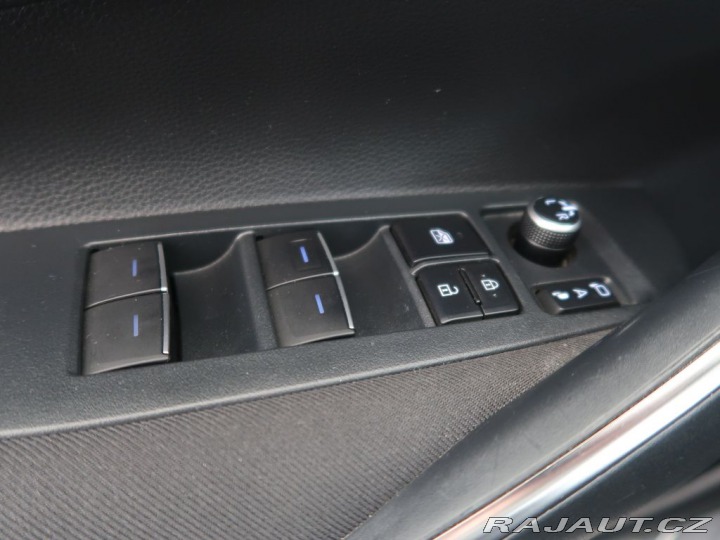 Toyota Corolla 1.8Hybrid,CZ,1Maj,Comfort 2022