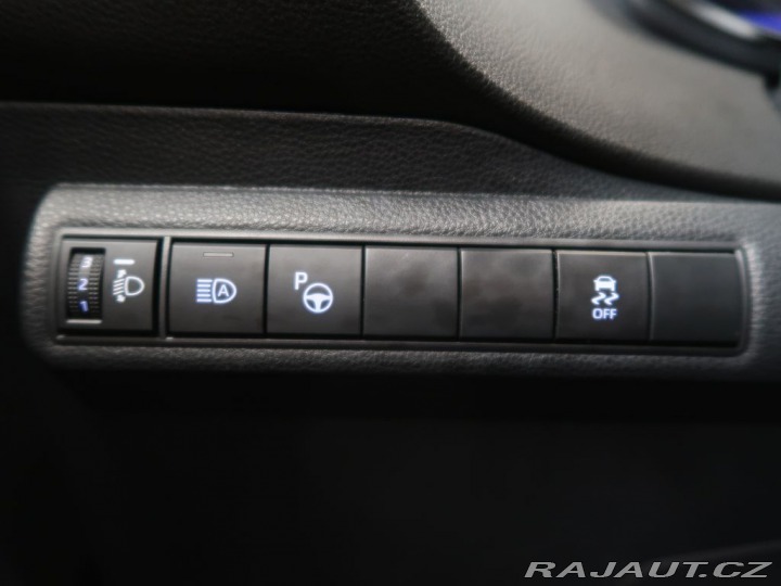 Toyota Corolla 1.8Hybrid,CZ,1Maj,Comfort 2022