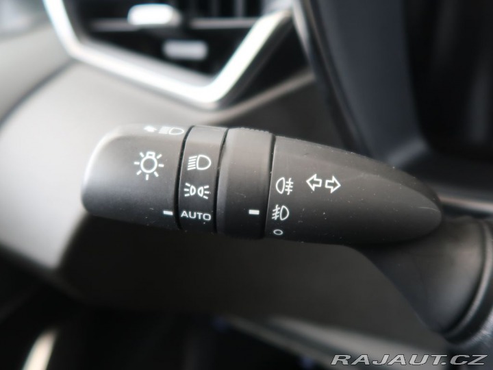 Toyota Corolla 1.8Hybrid,CZ,1Maj,Comfort 2022