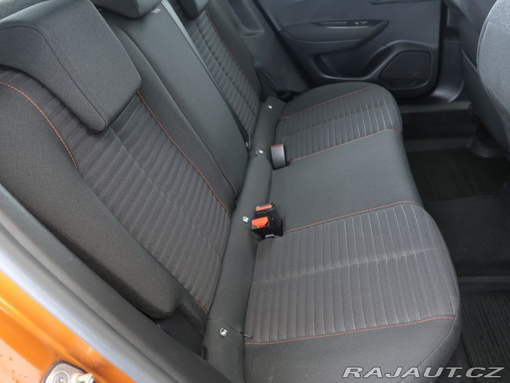 Peugeot 2008 1.2PureTech,CZ,1Maj,ACTIV 2020