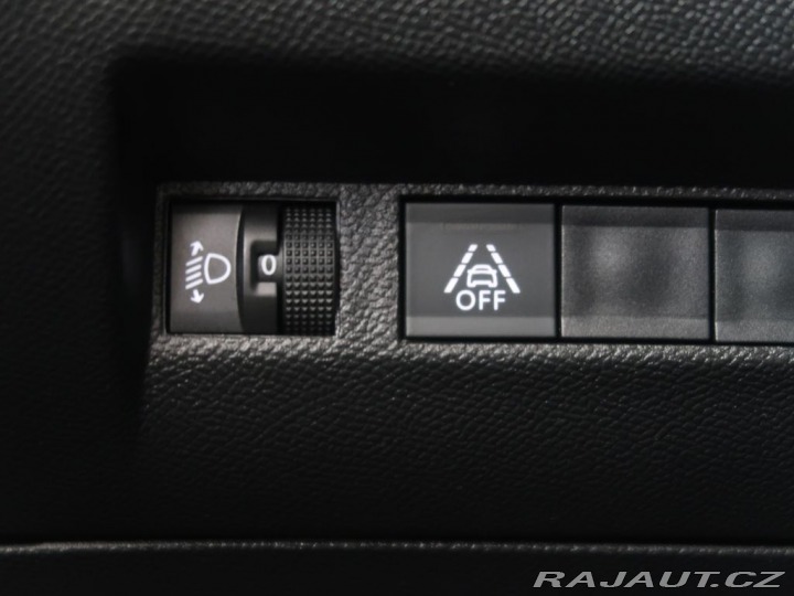 Peugeot 2008 1.2PureTech,CZ,1Maj,ACTIV 2020