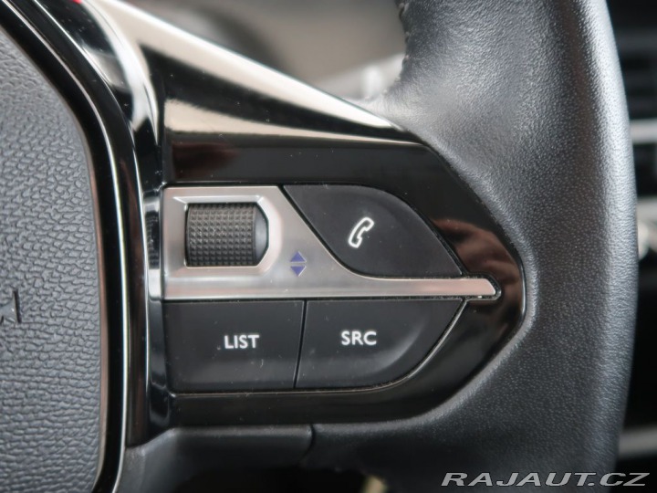 Peugeot 2008 1.2PureTech,CZ,1Maj,ACTIV 2020