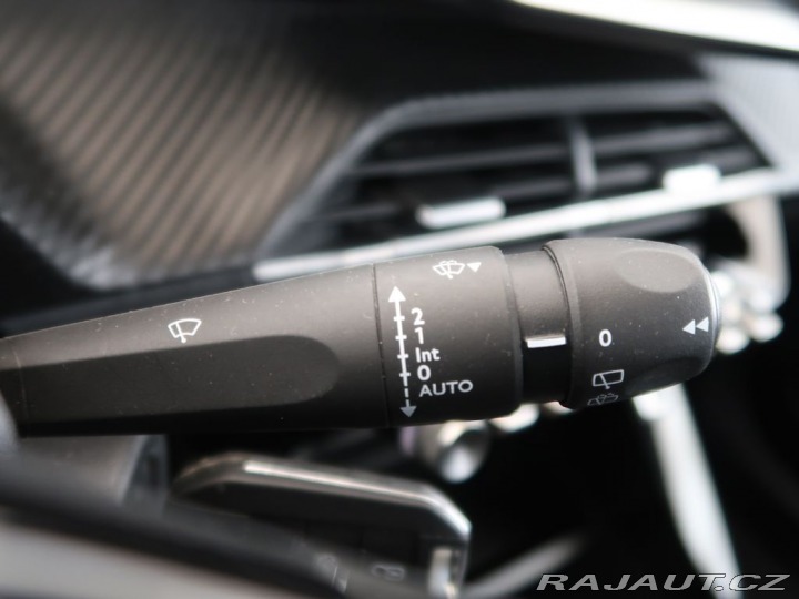 Peugeot 2008 1.2PureTech,CZ,1Maj,ACTIV 2020