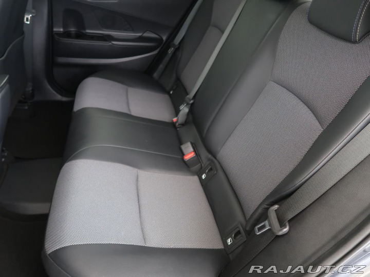 Toyota C-HR 2.0Plug-in,CZ,1Maj,Execut 2024