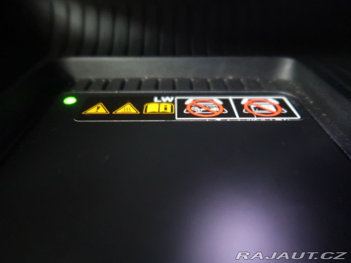 Toyota C-HR 2.0Plug-in,CZ,1Maj,Execut 2024