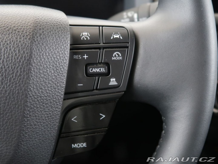 Toyota C-HR 2.0Plug-in,CZ,1Maj,Execut 2024