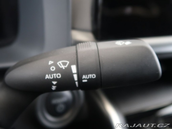 Toyota C-HR 2.0Plug-in,CZ,1Maj,Execut 2024