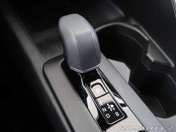 Toyota C-HR 2.0Plug-in,CZ,1Maj,Execut 2024