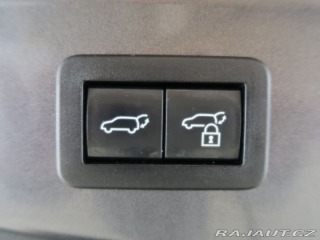 Toyota C-HR 2.0Plug-in,CZ,1Maj,Execut 2024