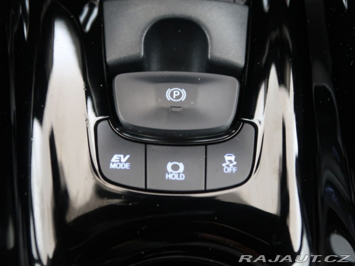 Toyota C-HR 2.0Hybrid,CZ,Selection 2020