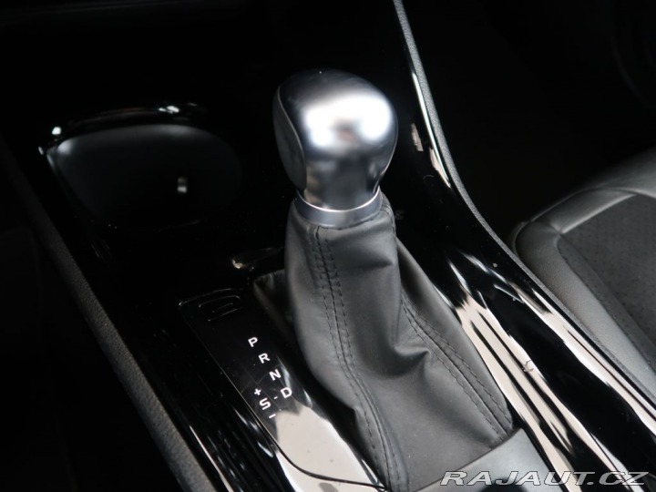 Toyota C-HR 2.0Hybrid,CZ,Selection 2020