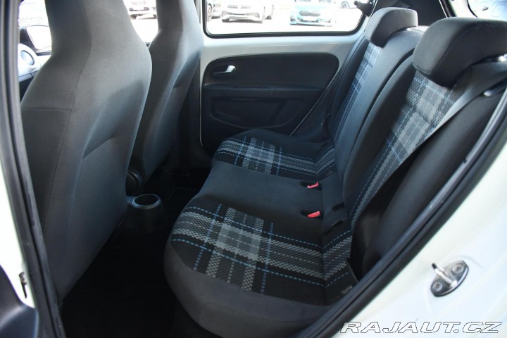 Volkswagen up! 1.0MPI 2x SADA KOL 2015