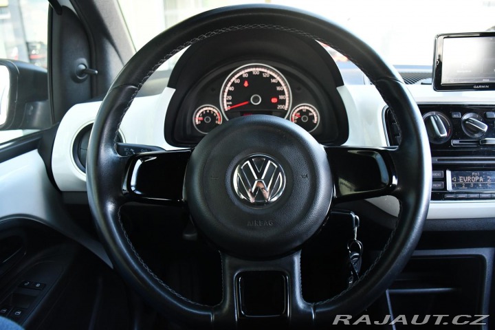 Volkswagen up! 1.0MPI 2x SADA KOL 2015