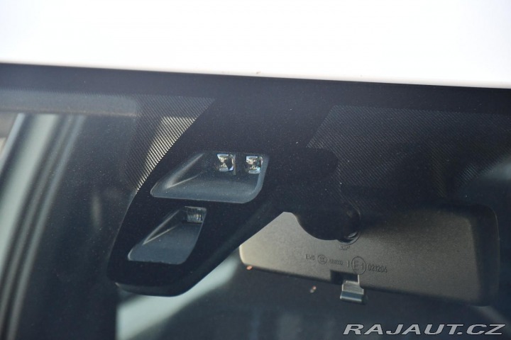 Volkswagen up! 1.0MPI 2x SADA KOL 2015