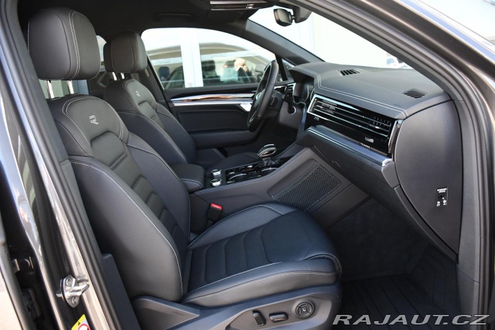 Volkswagen Touareg 3.0 TDI 2026