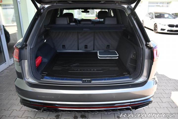 Volkswagen Touareg 3.0 TDI 2026