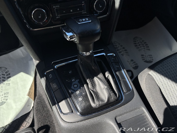 Škoda Superb II, 2.0TDI, DSG, Ambition 2011