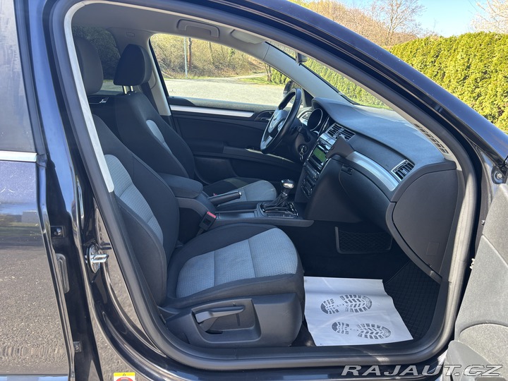 Škoda Superb II, 2.0TDI, DSG, Ambition 2011