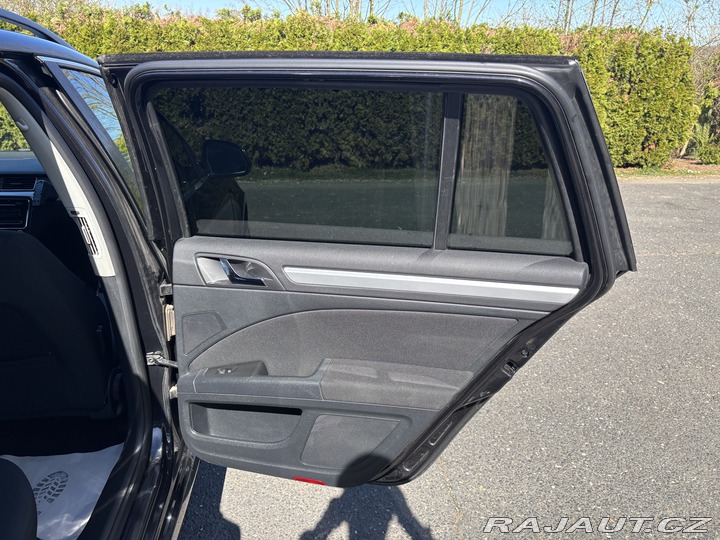 Škoda Superb II, 2.0TDI, DSG, Ambition 2011