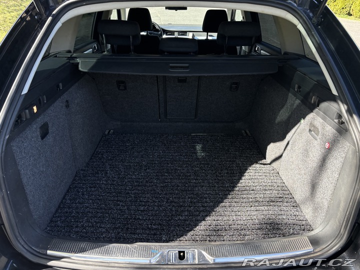 Škoda Superb II, 2.0TDI, DSG, Ambition 2011