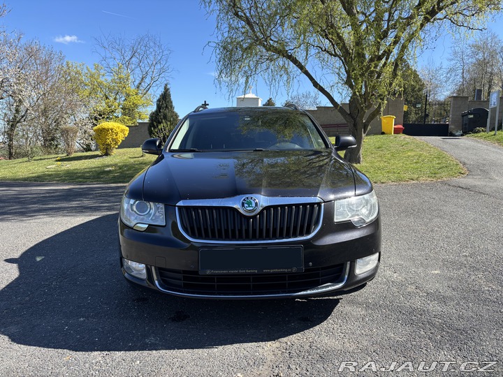 Škoda Superb II, 2.0TDI, DSG, Ambition 2011