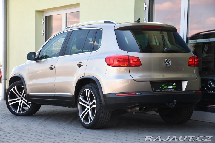 Volkswagen Tiguan 2.0TSI 155kW NAVI TAŽNÉ K 2012