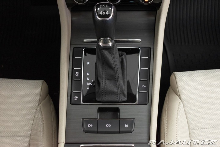 Škoda Superb TDI 147kW 4x4*STYLE*DPH*Č 2021