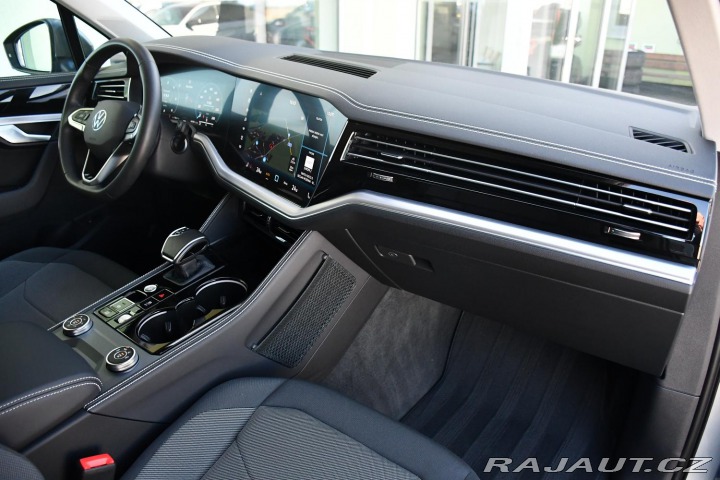 Volkswagen Touareg 3.0TDI 2.SADA KOL ČR 2024