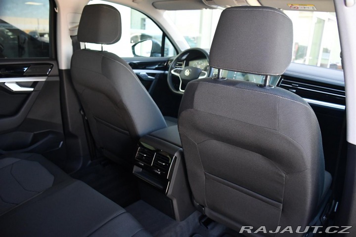 Volkswagen Touareg 3.0TDI 2.SADA KOL ČR 2024