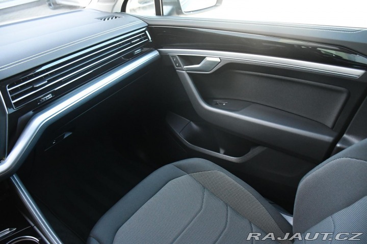 Volkswagen Touareg 3.0TDI 2.SADA KOL ČR 2024