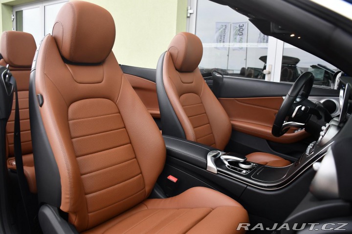 Mercedes-Benz C 220d AMG LED REZERVACE 2018