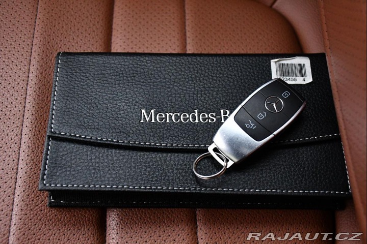 Mercedes-Benz C 220d AMG LED CARPLAY KAME 2018