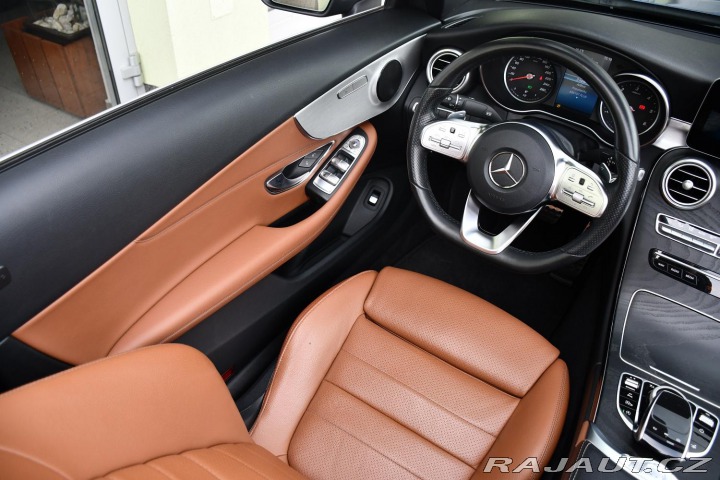 Mercedes-Benz C 220d AMG LED REZERVACE 2018