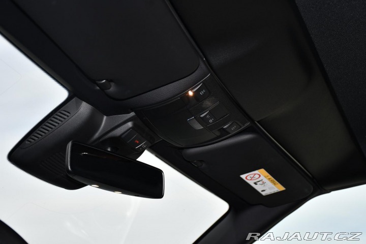 Mercedes-Benz C 220d AMG LED REZERVACE 2018