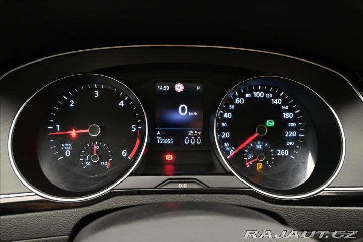 Volkswagen Passat 2,0 TDI 110kW DSG Busines 2022
