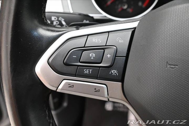 Volkswagen Passat 2,0 TDI 110kW DSG Busines 2022