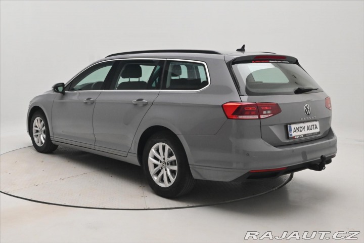 Volkswagen Passat 2,0 TDI 110kW DSG Busines 2022