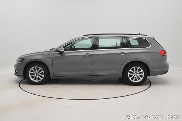 Volkswagen Passat 2,0 TDI 110kW DSG Busines 2022