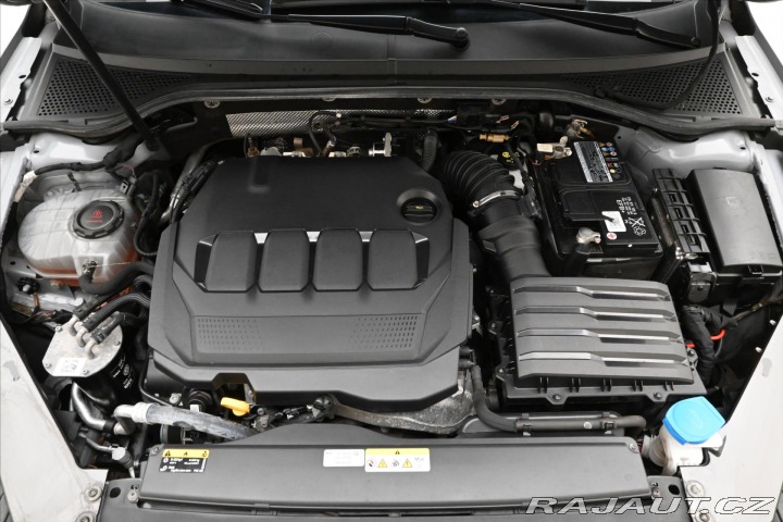 Volkswagen Passat 2,0 TDI 110kW DSG Busines 2022