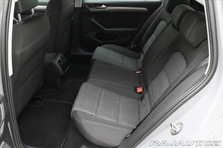 Volkswagen Passat 2,0 TDI 110kW DSG Busines 2022