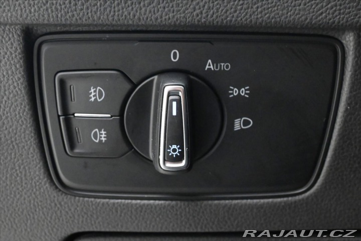 Volkswagen Passat 2,0 TDI 110KW Business Zá 2023