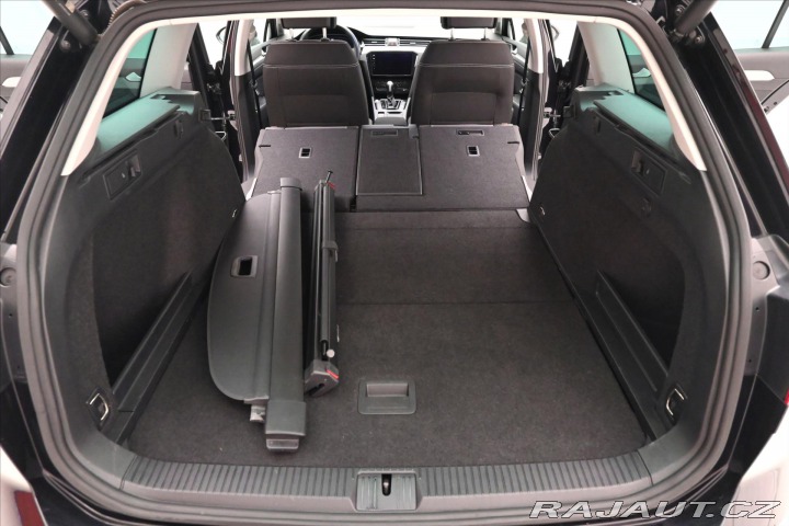 Volkswagen Passat 2,0 TDI 110KW DSG BUSINES 2023