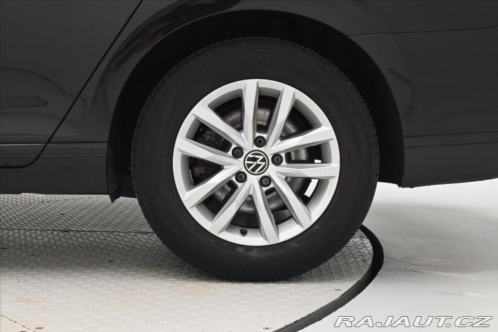 Volkswagen Passat 2,0 TDI 110KW DSG BUSINES 2023