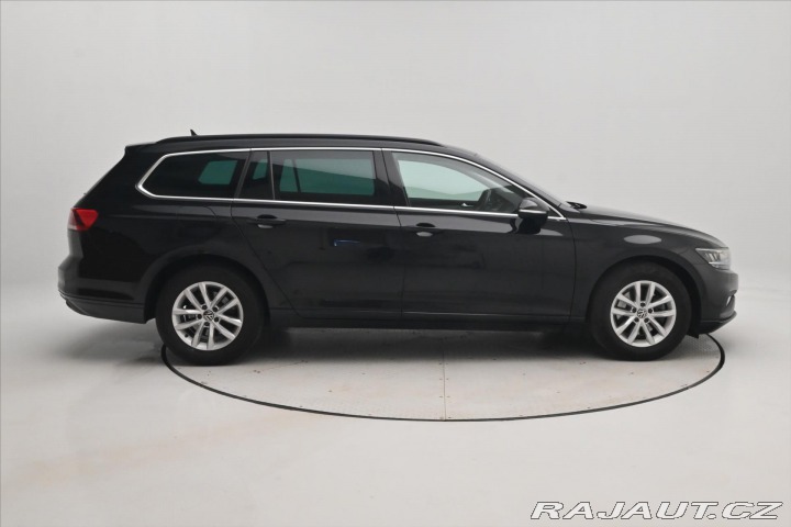 Volkswagen Passat 2,0 TDI 110KW DSG BUSINES 2023