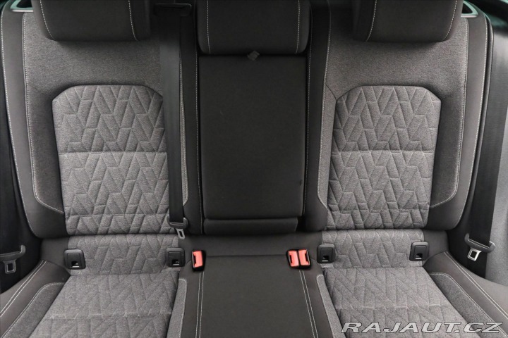 Volkswagen Passat 2,0 TDI 110kW DSG Busines 2022