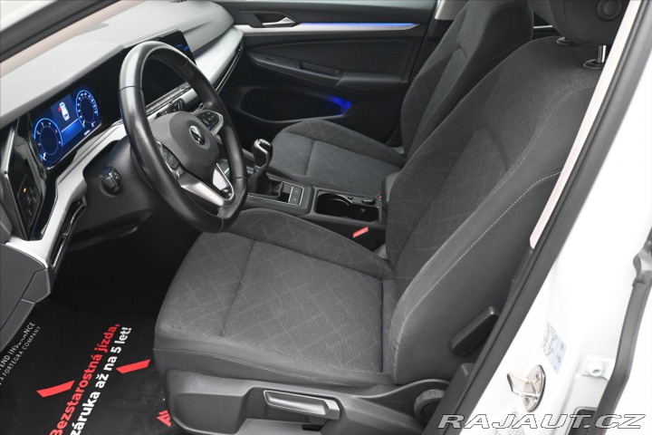 Volkswagen Golf 2,0 TDI 110 kW Life Záruk 2023